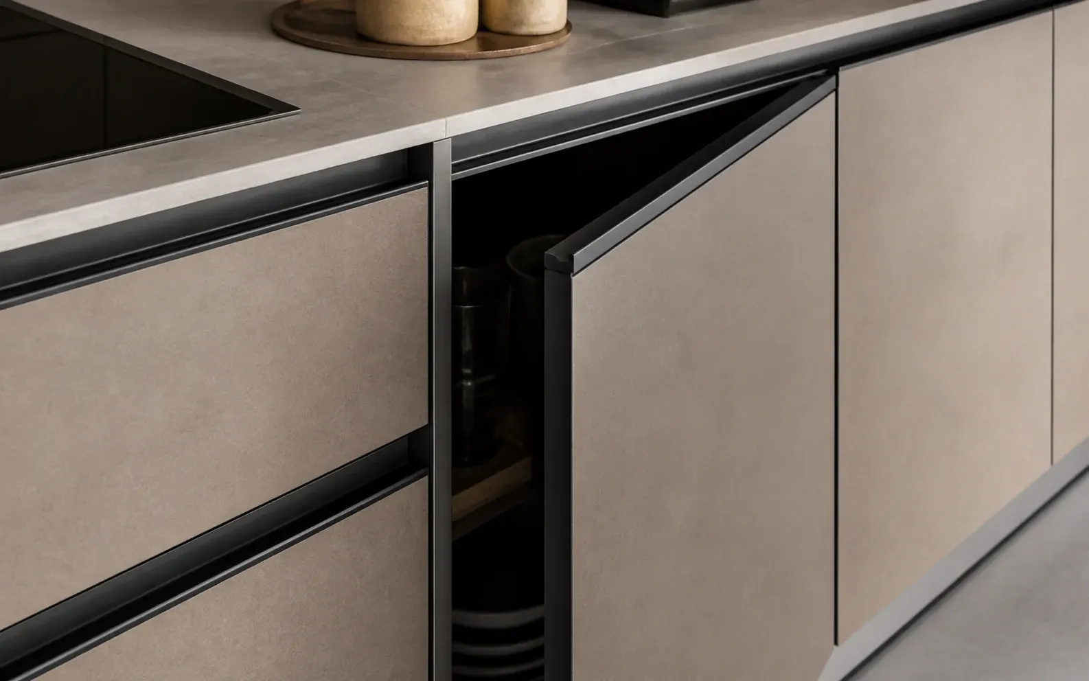 Cabinet Aluminum Profiles