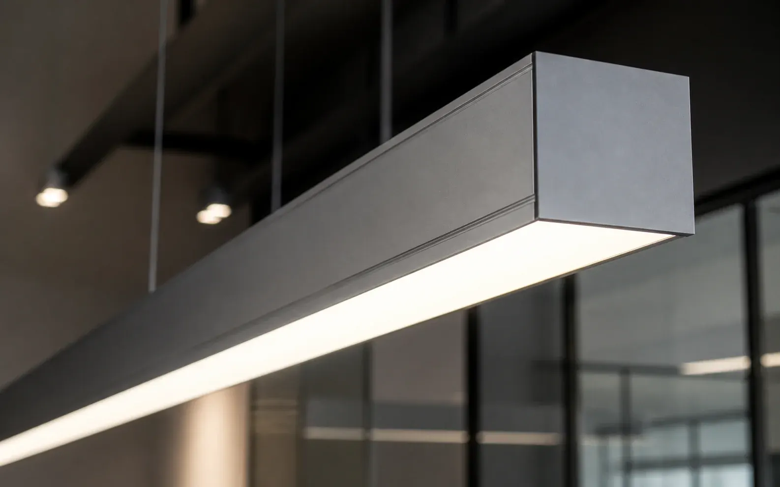 Linear Lighting Profiles